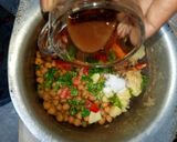A picture of step 3 of White Chana Chaat 😋😋😍😍.