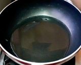 A picture of step 2 of Dal makhni.