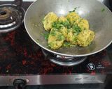 A picture of step 3 of Lauki Muthiya Balls.