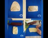 Foto langkah ke 7 dari resep Curry puff (karipap) pusing.
