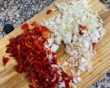 Foto del paso 1 de la receta: Tarta de pollo y zapallito