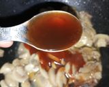 A picture of step 5 of Beef Steak with Mushroom Sauce.