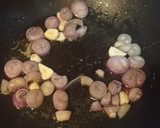 Foto del paso 3 de la receta: Dorada o lubina al horno con crema de salsa de pescado
