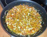 Foto del paso 4 de la receta: Pimientos rellenos de calamares, arroz y jamón serrano