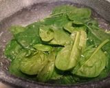 A picture of step 1 of Polpettone ripiene di frittata ai spinaci.
