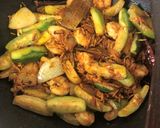 A picture of step 4 of Chaal Chingri Potol (Parwal / Pointed Gourd Cooked With Prawns & Rice - Bengali style).