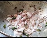 A picture of step 1 of Quick onion Tomato chutney in 5 minutes.