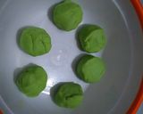 Foto langkah ke 7 dari resep Roti Maryam / Kue Canai/ Kue Phrata Pandan Berserat dan Pandan Isi Coklat.