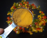 Foto del paso 3 de la receta: Curry de romanescu y calabacín