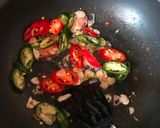 Foto langkah ke 3 dari resep Cumi Pedas Asin.