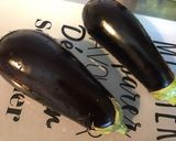 Une image de l'étape 1 de Aubergines violettes marinées grillées « skull ».