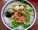 Hình bước làm 4 của món Cháo sườn hạt sen nấm 🍲