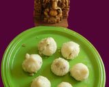 A picture of step 8 of Ganeshaya nama ohm-Kozhukattai/mothak.