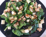 Foto del paso 4 de la receta: Ensalada de espinacas con vinagreta balsámica de miel