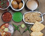 राजस्थानी दाल बाफला विथ चटनी (rajasthani dal bafla with chutney recipe in Hindi) रेसिपी चरण 8 फोटो