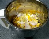 A picture of step 4 of Sweetcorn Soup.