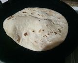 A picture of step 4 of Roti.