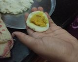 A picture of step 3 of Stuffed rice balls.