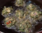 A picture of step 4 of Taro Leaf Fritters (Arbi ke Patte ke Pakode).