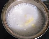 Foto langkah ke 2 dari resep Bubur telor topping sambal goreng kentang.