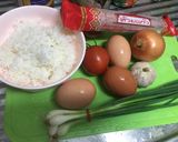 รูปขั้นตอนการทำที่ 1 ของ ข้าวผัดแหนม