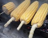 Foto langkah ke 3 dari resep Jagung Bakar Pedas Manis (Simple & Enak).