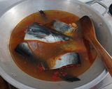 Foto langkah ke 5 dari resep Asem Asem Ikan Patin.