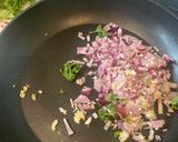 A picture of step 2 of Mixed vegetable meatballs.