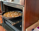 Foto del paso 5 de la receta: Fideuà de calamares con alioli de ajo negro