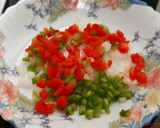 Foto del paso 2 de la receta: Ensalada con huevo y langostinos