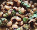 A picture of step 5 of Black eyed peas curry.
