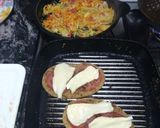 Foto del paso 2 de la receta: Milanesa de soja con guarnición de vegetales, arroz y fideos