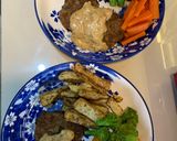 Foto langkah ke 6 dari resep Hamburg Steak with Creamy Onion Sauce.
