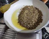 A picture of step 1 of Vadi Onion Sabzi.