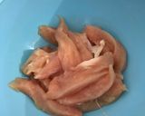 Foto del paso 2 de la receta: Pechuga de pollo a la crema con verdeo
