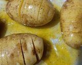 صورة لخطوة 2 من وصفة بطاطس مشوية 🥔😋