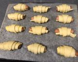 A picture of step 5 of Croissant sausage roll.
