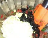 A picture of step 4 of Mayo sandwiches.