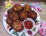 Foto langkah ke 9 dari resep Omelet Roti Tawar n Sosis.