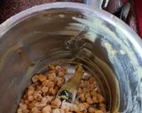 कटाची आमटी (Katachi Amti Recipe In Marathi) रेसिपी स्टेप 3 फोटो 