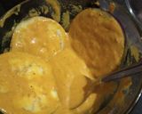 A picture of step 2 of Baingan Bhaja.