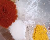 A picture of step 4 of Egg kachumber.