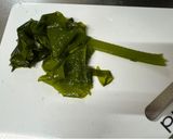 A picture of step 4 of Green Onion and Wakame Seaweed Ramen.