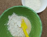 Foto langkah ke 2 dari resep Roti Goreng Abon Tanpa Ulen.