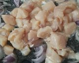 A picture of step 3 of Chicken macroni.