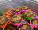 Foto langkah ke 9 dari resep Bolu Pisang Cokelat Kukus Takaran Sendok.