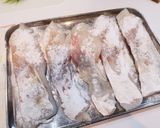 A picture of step 1 of Pan-Seared Cod with Butter Soy Sauce and Lemon Flavor.