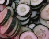 Foto langkah ke 1 dari resep Chinese Cucumber Salad.