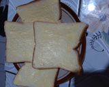 Foto langkah ke 3 dari resep Korean Bread Toast.