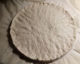 Glutén- és tejmentes margharita pizza recept fázis 3 fotója